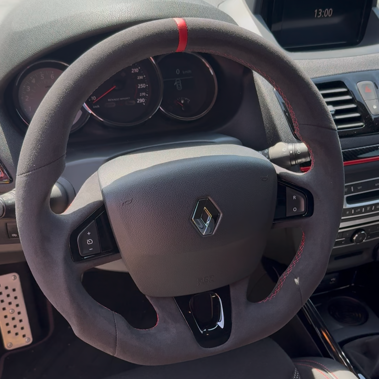 Volant Megane 3rs Full Alcantara - JOYAUTO