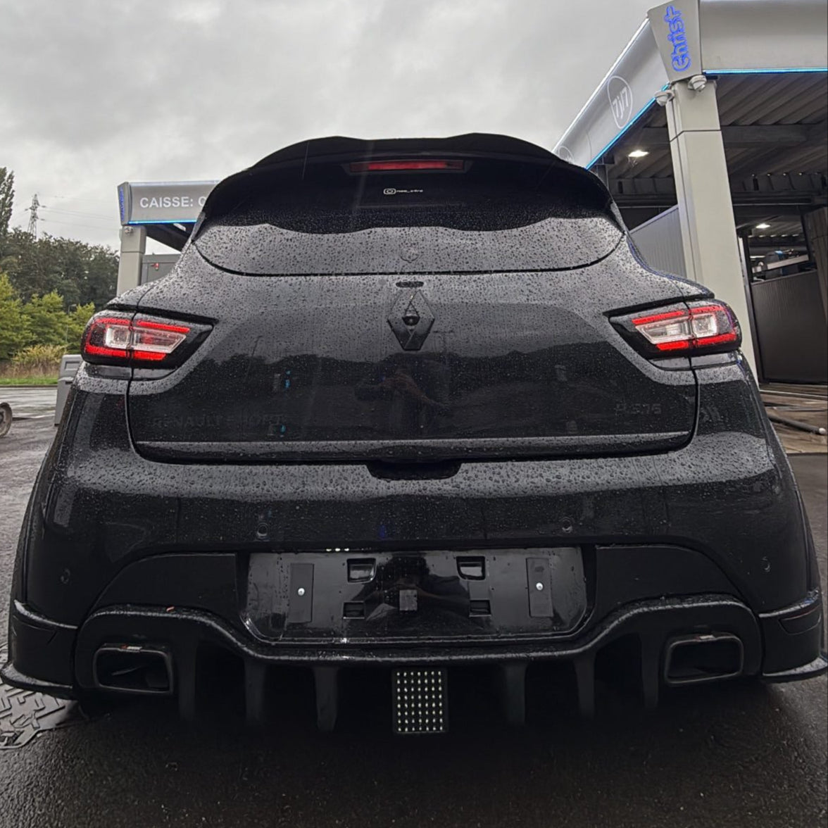 Extension de Becquet Clio 4rs JOYAUTO Noir Brillant