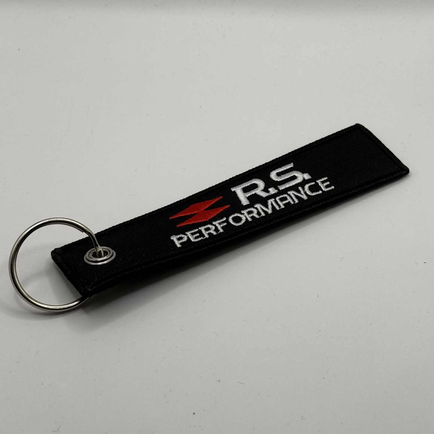 Porte clé "Rs Performance" en Tissu Brodé