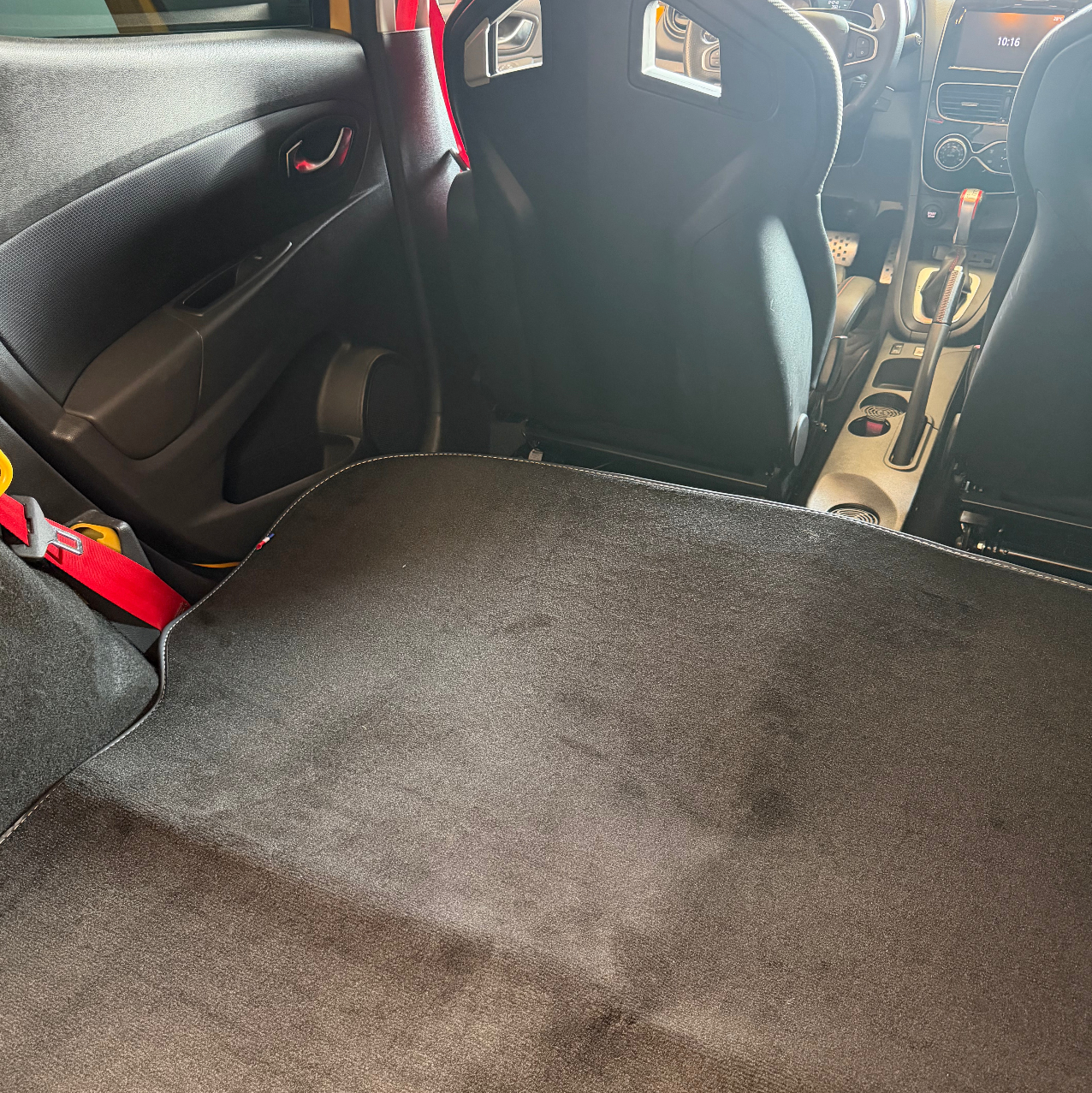 Tapis Suppression Banquette arrière Clio 4rs - JOYAUTO