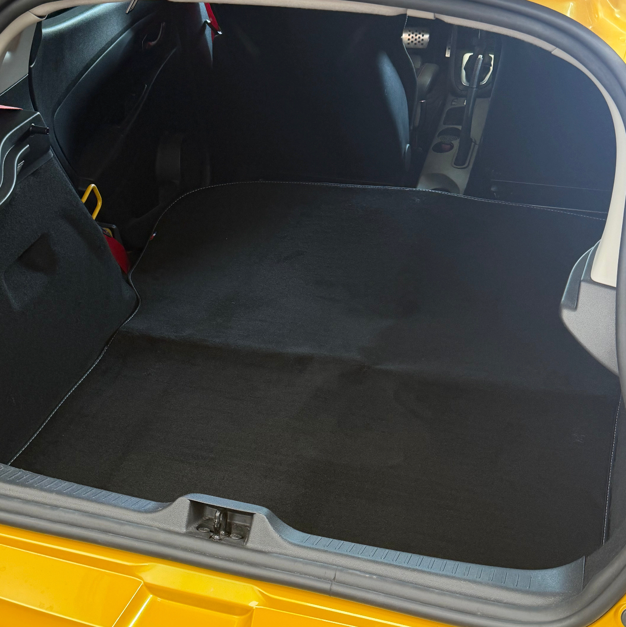 Tapis Suppression Banquette arrière Clio 4rs - JOYAUTO