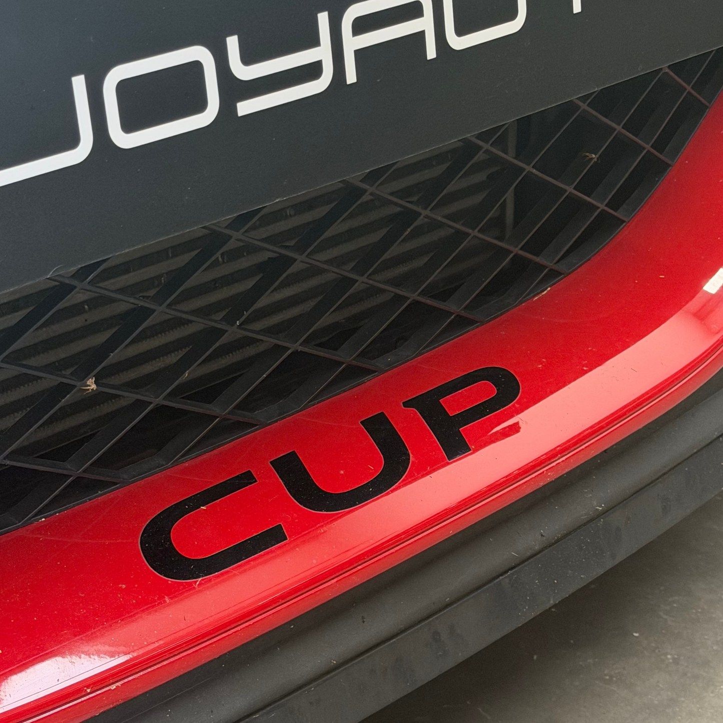 Stickers "CUP" lame avant Megane 3rs & Clio 4rs