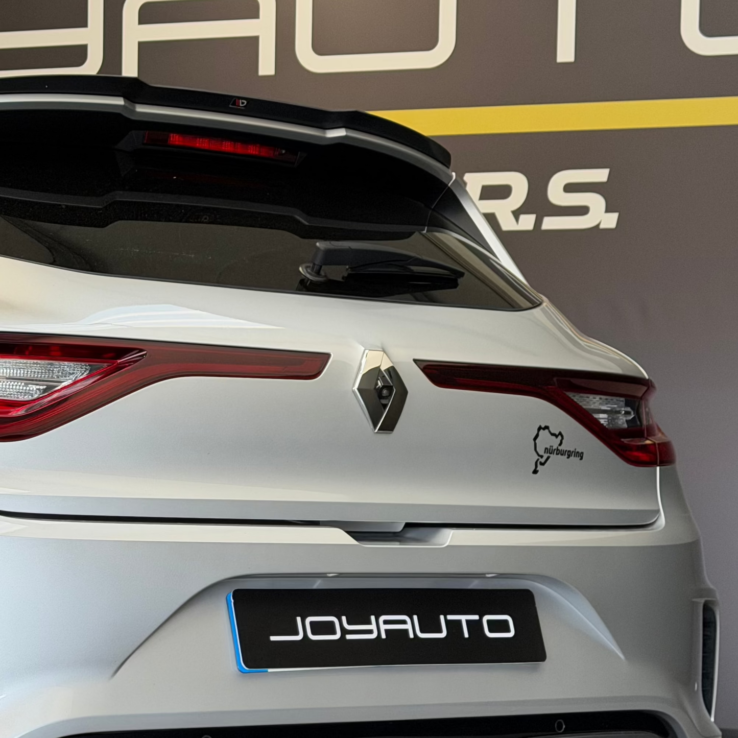 Logo Arrière Chrome pour Megane 4rs/gt POUR MODÈLE AVEC CAMÉRA - 908895195R
